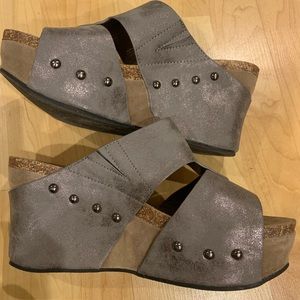 Pierre Dumas Wedge Sandals